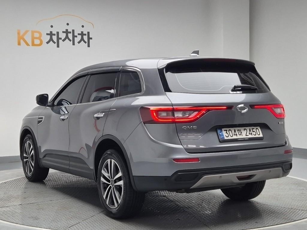 SAMSUNG QM6 - Vista 2