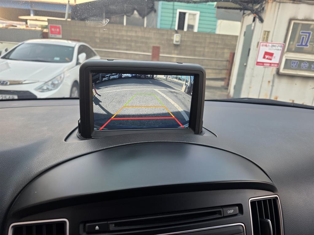 HYUNDAI Starex - Vista 8