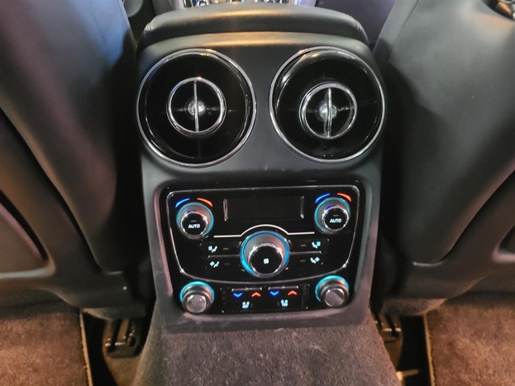 Jaguar XJ - Vista 11