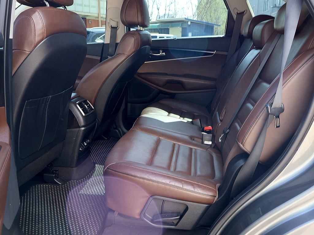 KIA Sorento 2015 Gris - Importación desde Corea - HF Imports Iquique - Foto 12