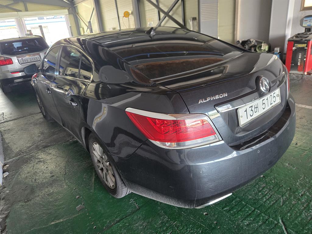 DAEWOO Alpheon - Vista 5