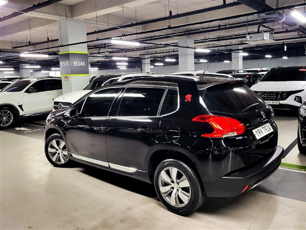 Peugeot 2008 - Vista 8