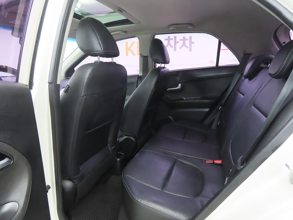 KIA Morning - Vista 6