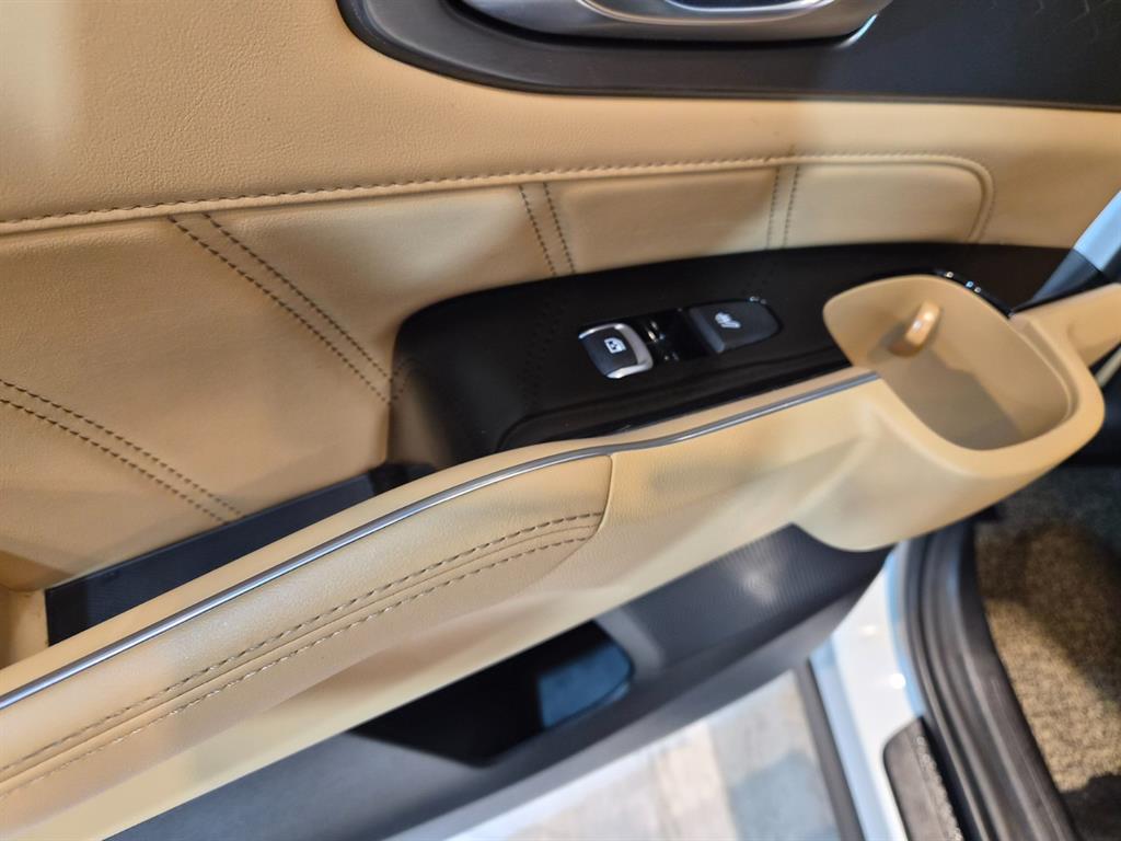 KIA Sorento - Vista 7