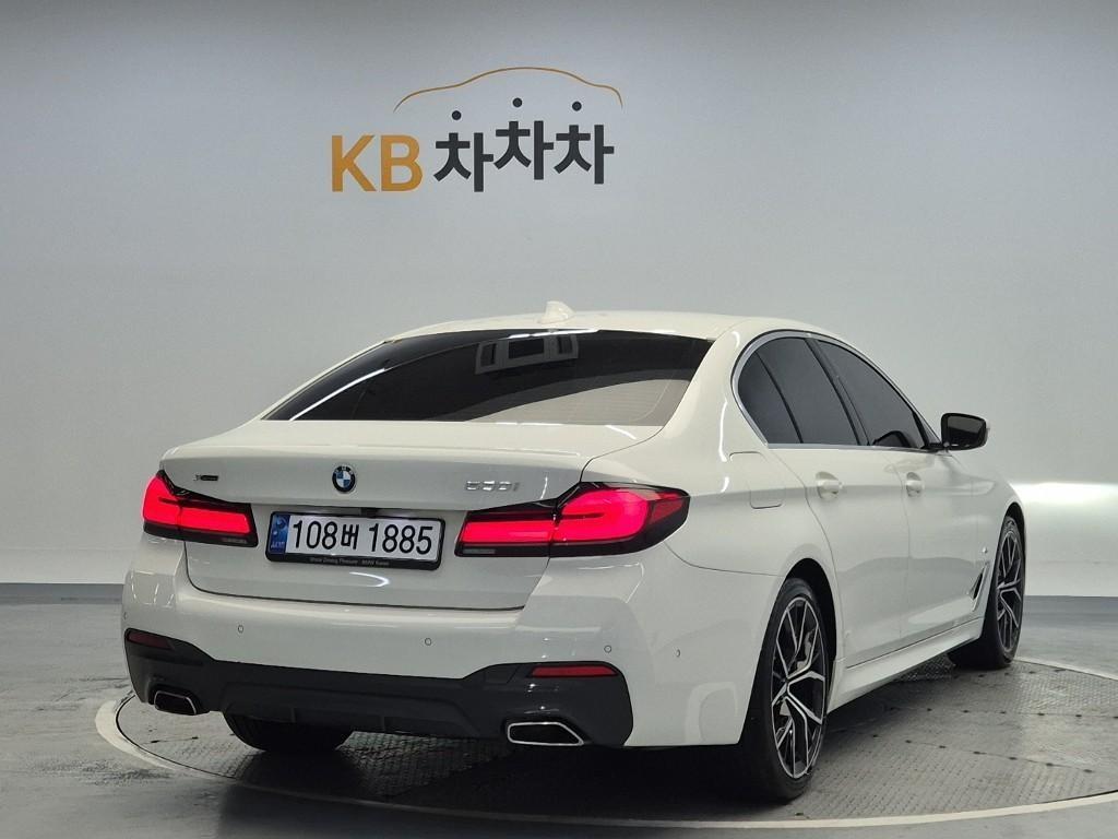 BMW 5 Series - Vista 4