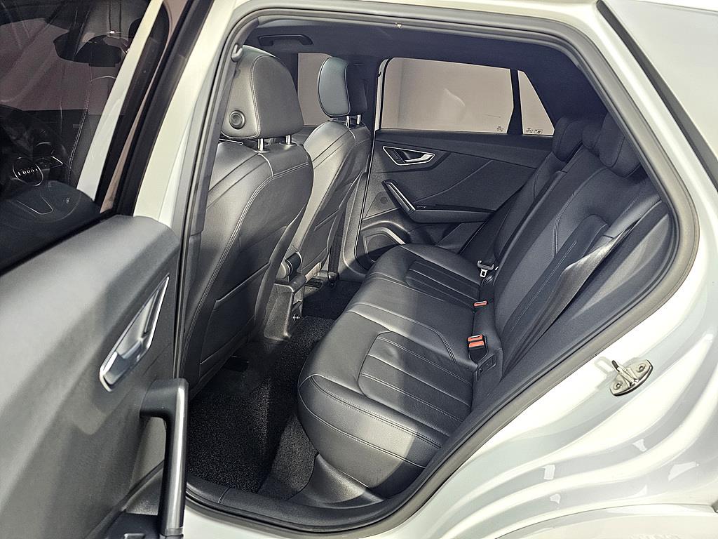 Audi Q2 - Vista 9