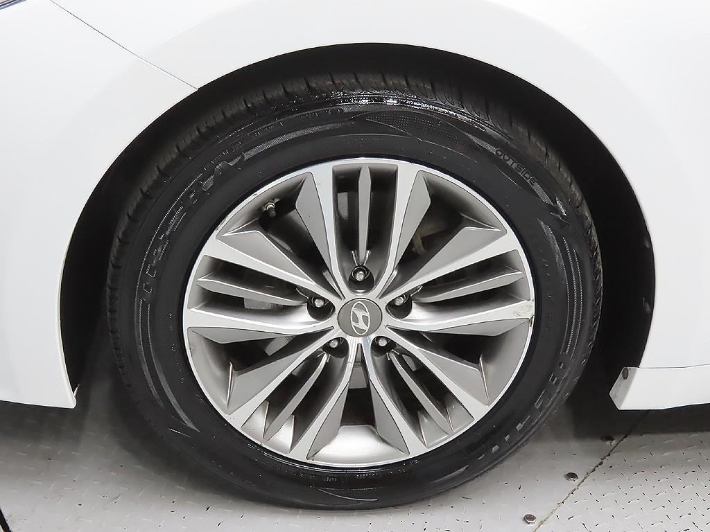 HYUNDAI Grandeur - Vista 9