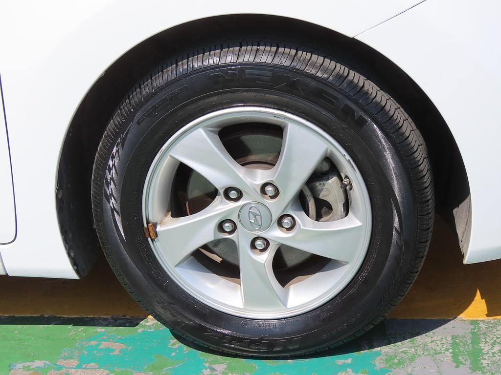 HYUNDAI Avante 2016 Blanco - Importación desde Corea - HF Imports Iquique - Foto 20