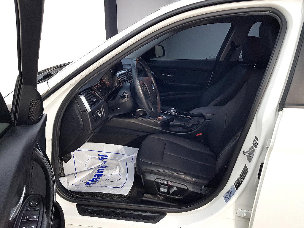 BMW 3 series - Vista 8