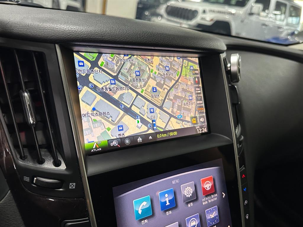 Infiniti Q - Vista 12