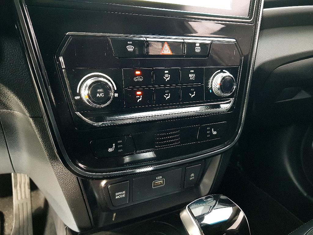 Ssangyong Tivoli 2021 Blanco - Importación desde Corea - HF Imports Iquique - Foto 14