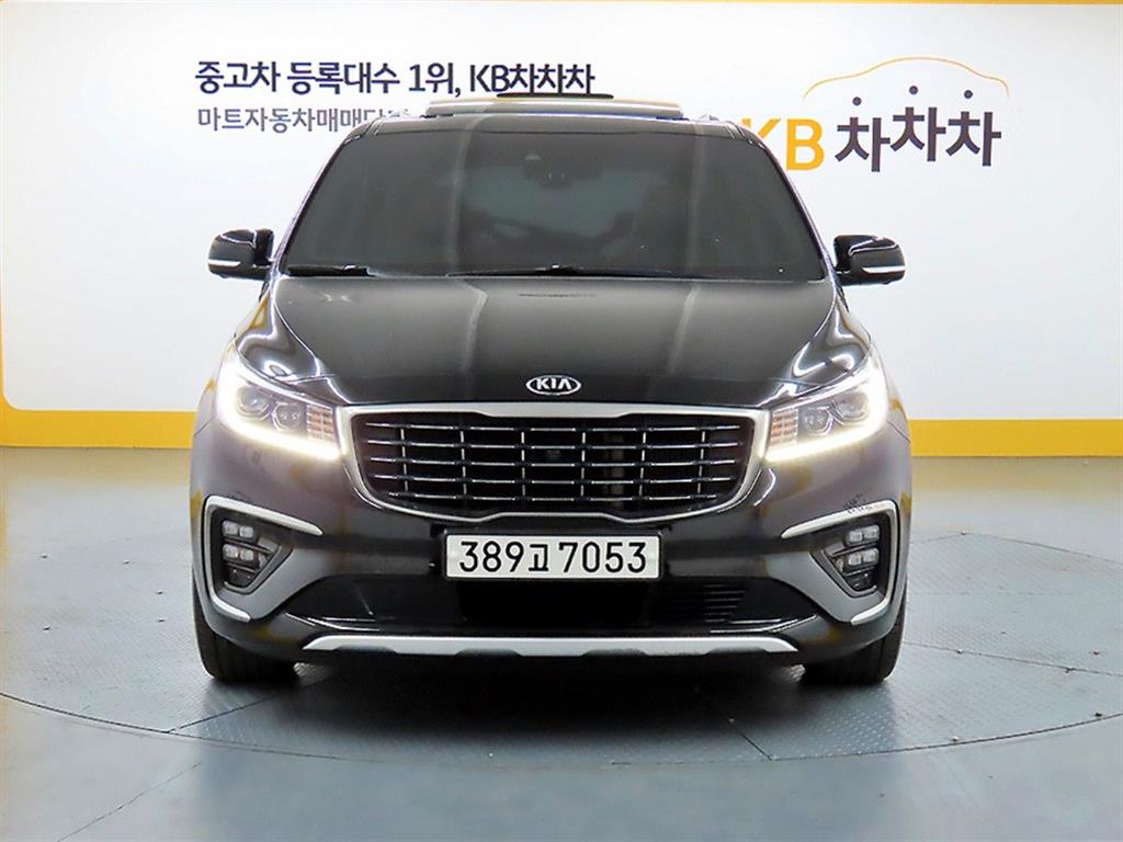 KIA Carnival 2020 Negro - Importación desde Corea - HF Imports Iquique - Foto 1