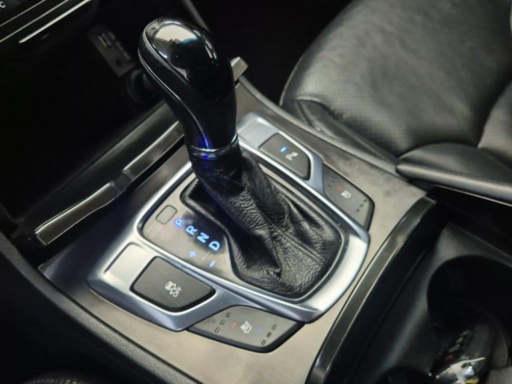 HYUNDAI Grandeur - Vista 8