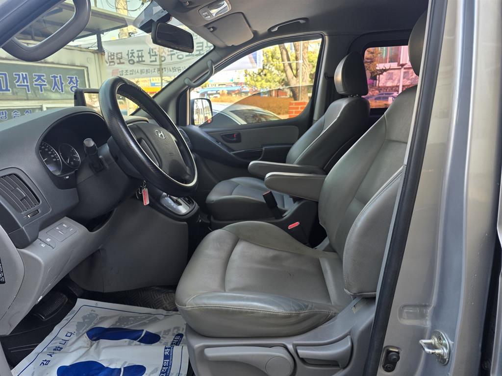 HYUNDAI Starex 2018 Plateado - Importación desde Corea - HF Imports Iquique - Foto 16