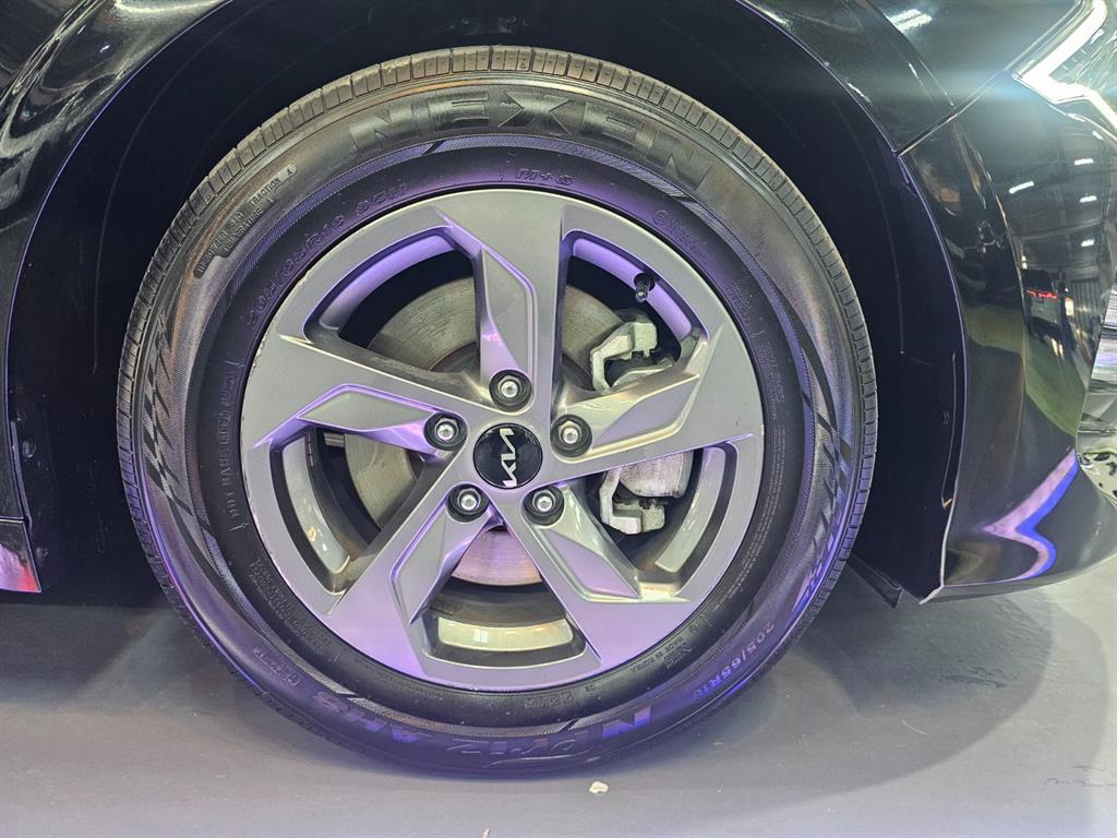 KIA K5 2022 Negro - Importación desde Corea - HF Imports Iquique - Foto 14