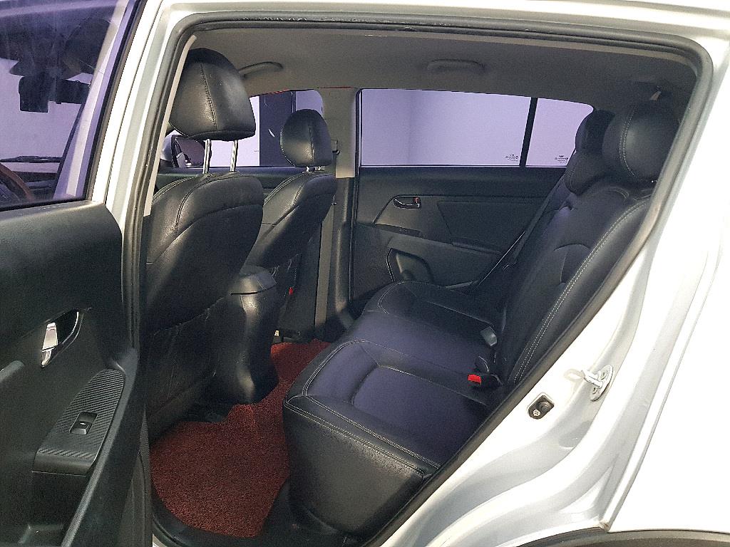 KIA Sportage - Vista 9