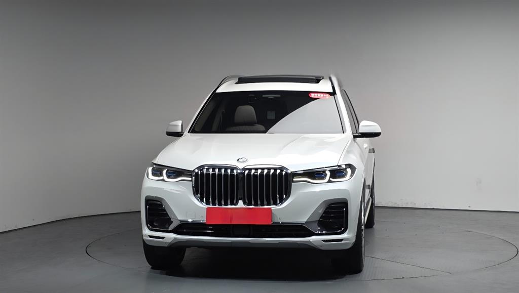 BMW X7 - Vista 4