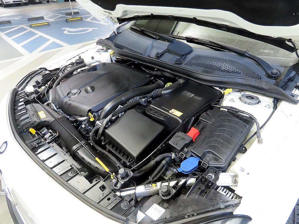 Mercedes Benz GLA Class 2015 Blanco - Importación desde Corea - HF Imports Iquique - Foto 19