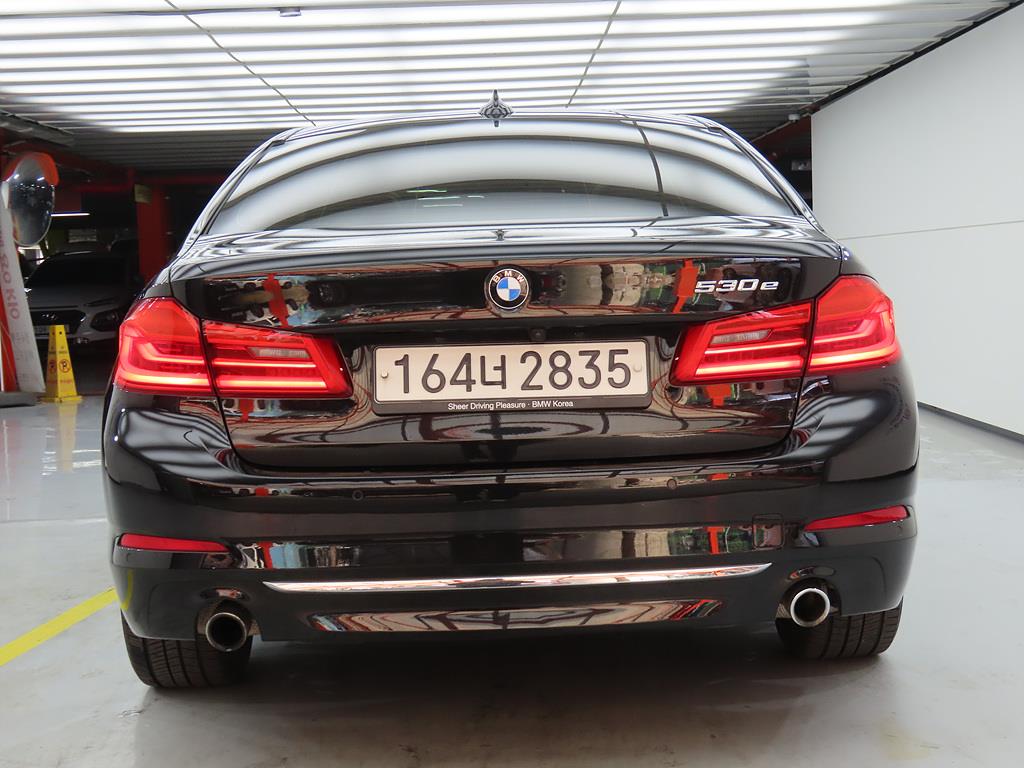 BMW 5 Series - Vista 4