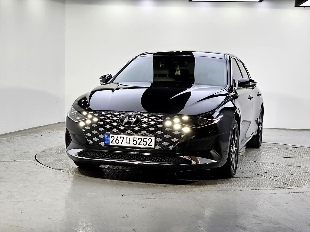 HYUNDAI Grandeur - Vista 2