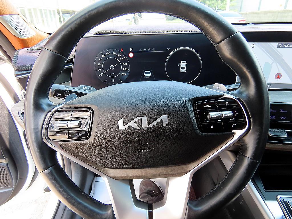 KIA K8 - Vista 8