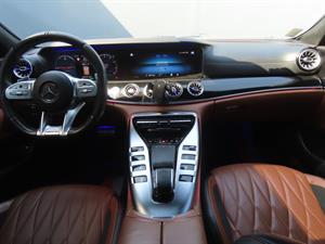 Mercedes Benz AMG GT - Vista 8