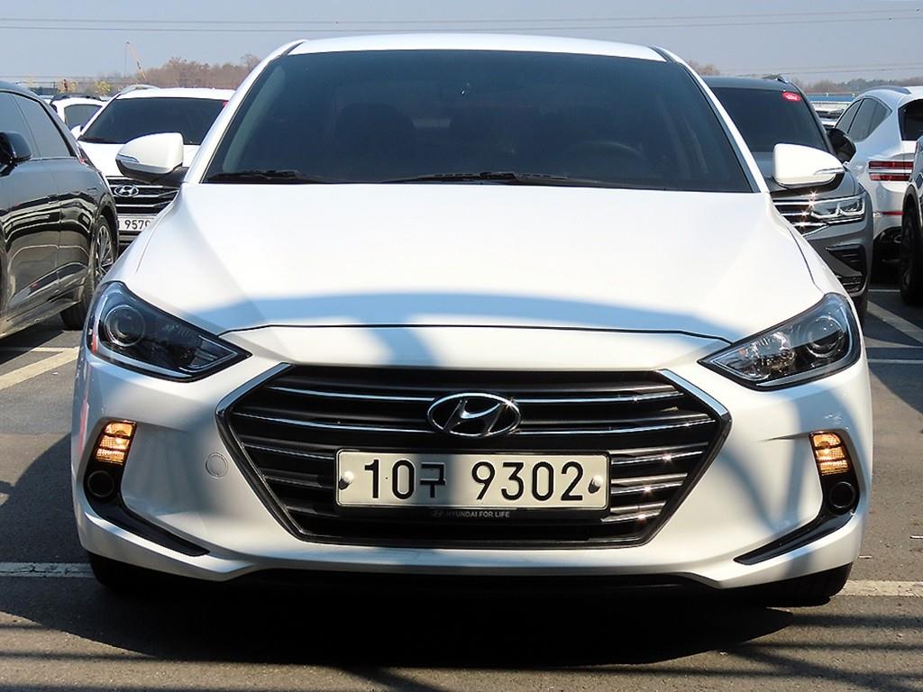 HYUNDAI Avante 2018 - Importación desde Corea - HF Imports Iquique - Foto 1