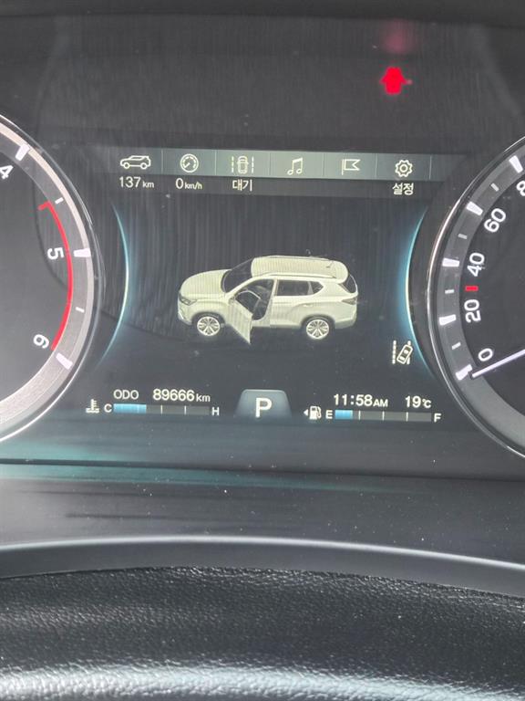 Ssangyong Rexton - Vista 9