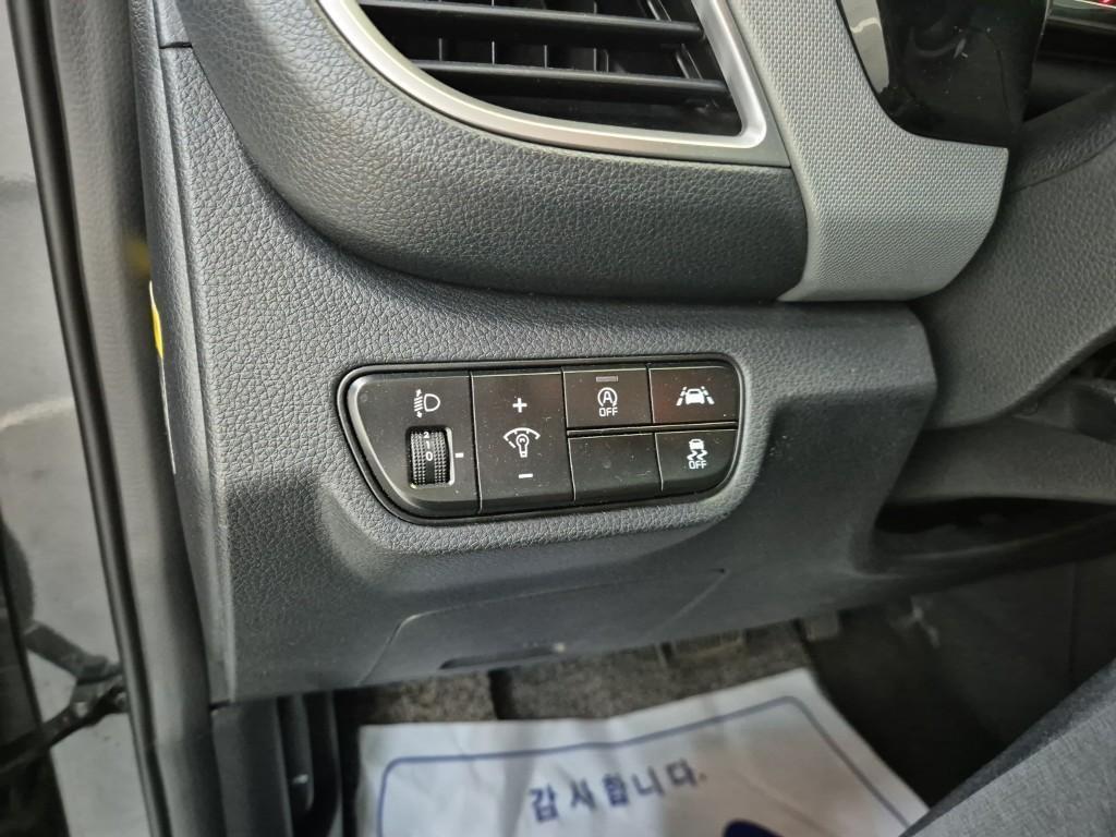 KIA Seltos 2020 Gris - Importación desde Corea - HF Imports Iquique - Foto 17