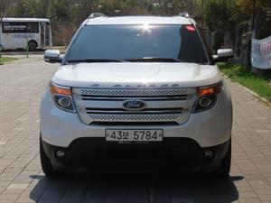 Ford Explorer - Vista 2