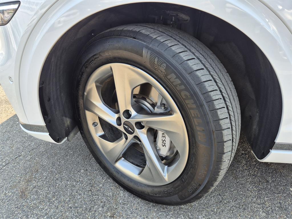 Genesis GV70 2025 Blanco - Importación desde Corea - HF Imports Iquique - Foto 19