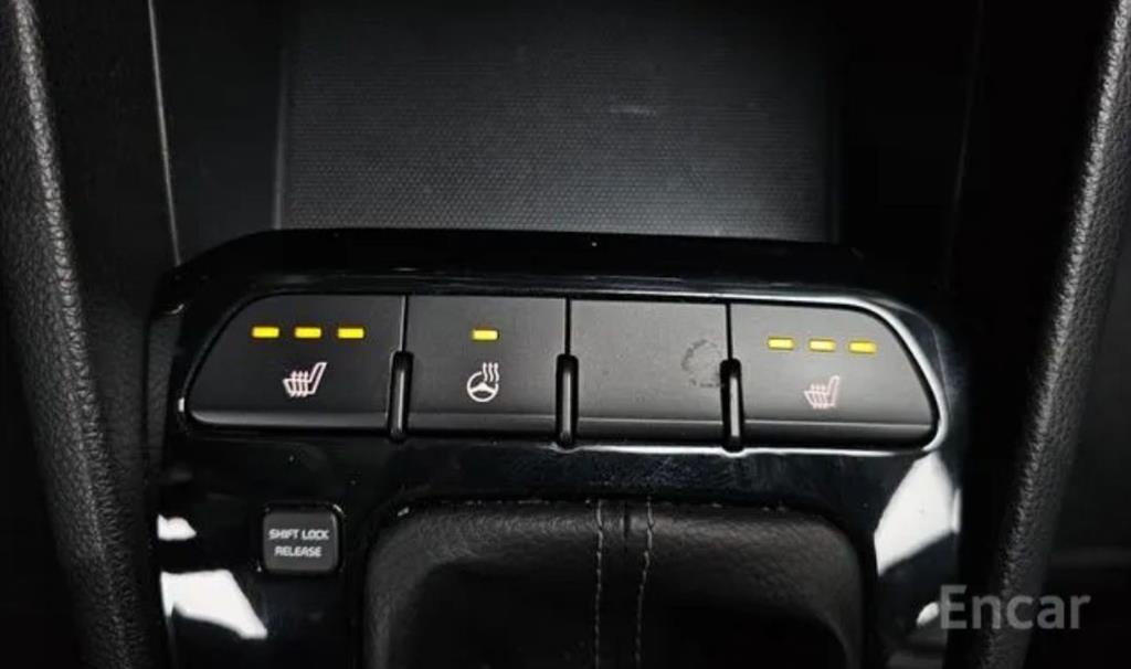 KIA Stonic 2018 Azul - Importación desde Corea - HF Imports Iquique - Foto 19