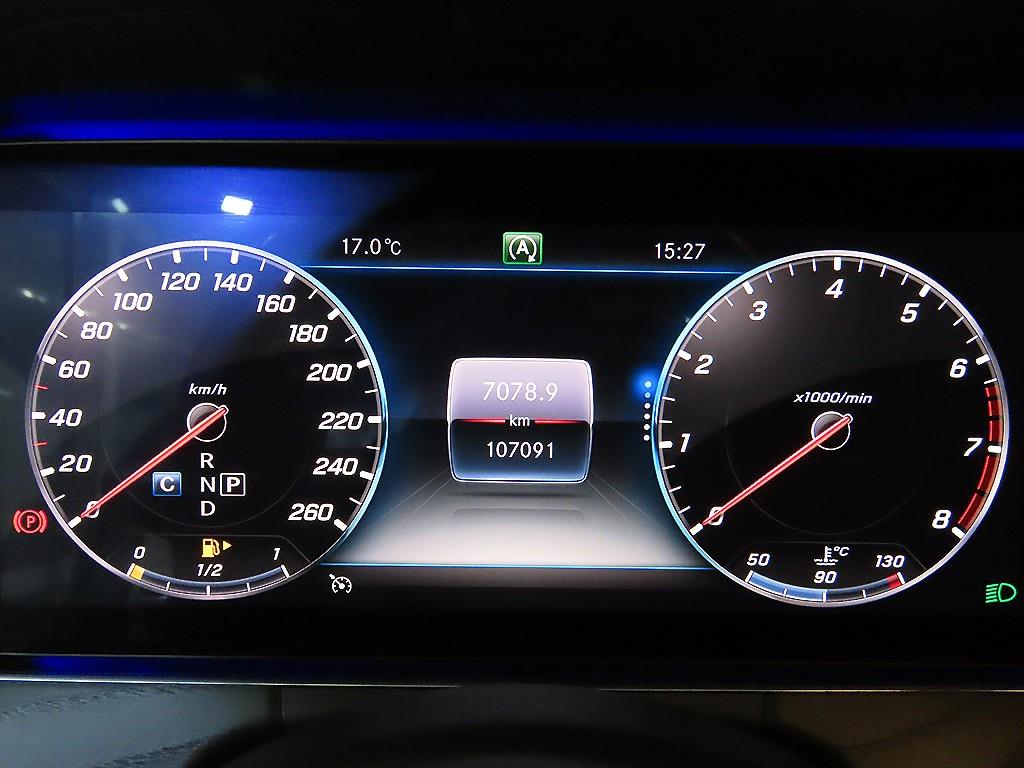 Mercedes Benz E class - Vista 9