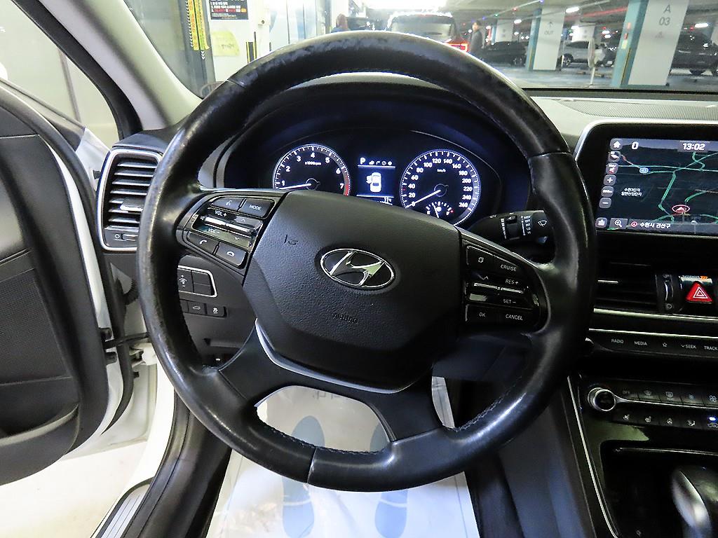 HYUNDAI Grandeur - Vista 8