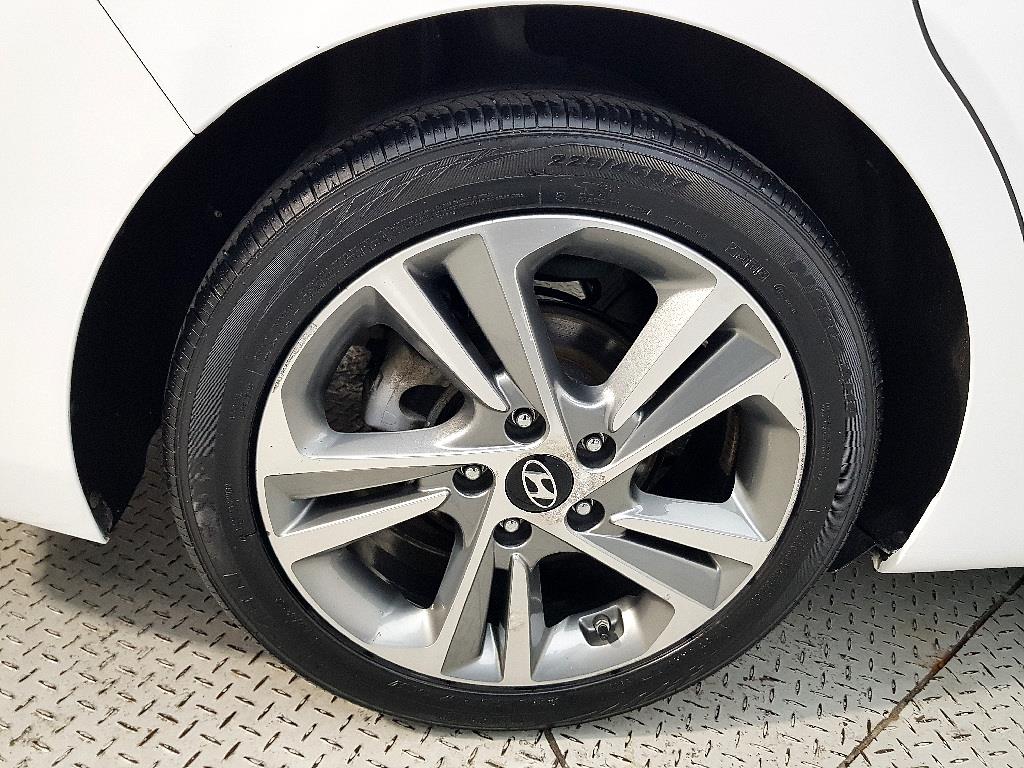 HYUNDAI Avante 2018 Blanco - Importación desde Corea - HF Imports Iquique - Foto 20