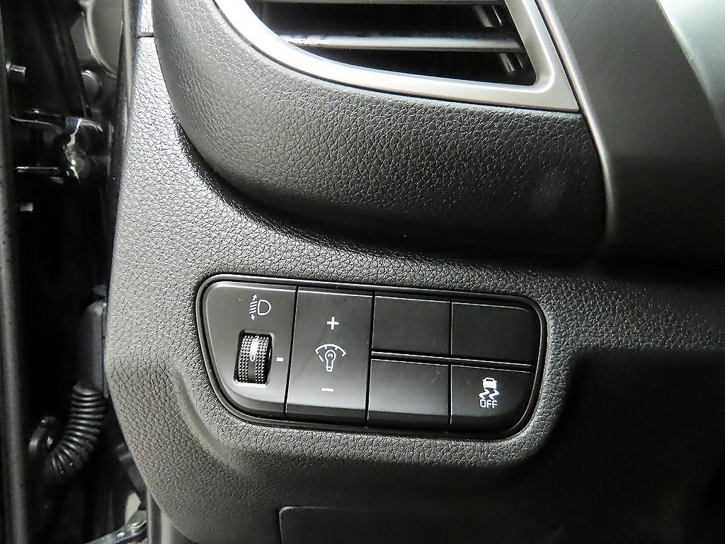 KIA Seltos - Vista 12