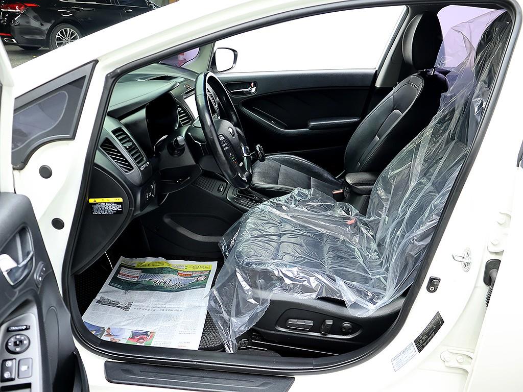 KIA K3 2013 Blanco - Importación desde Corea - HF Imports Iquique - Foto 11