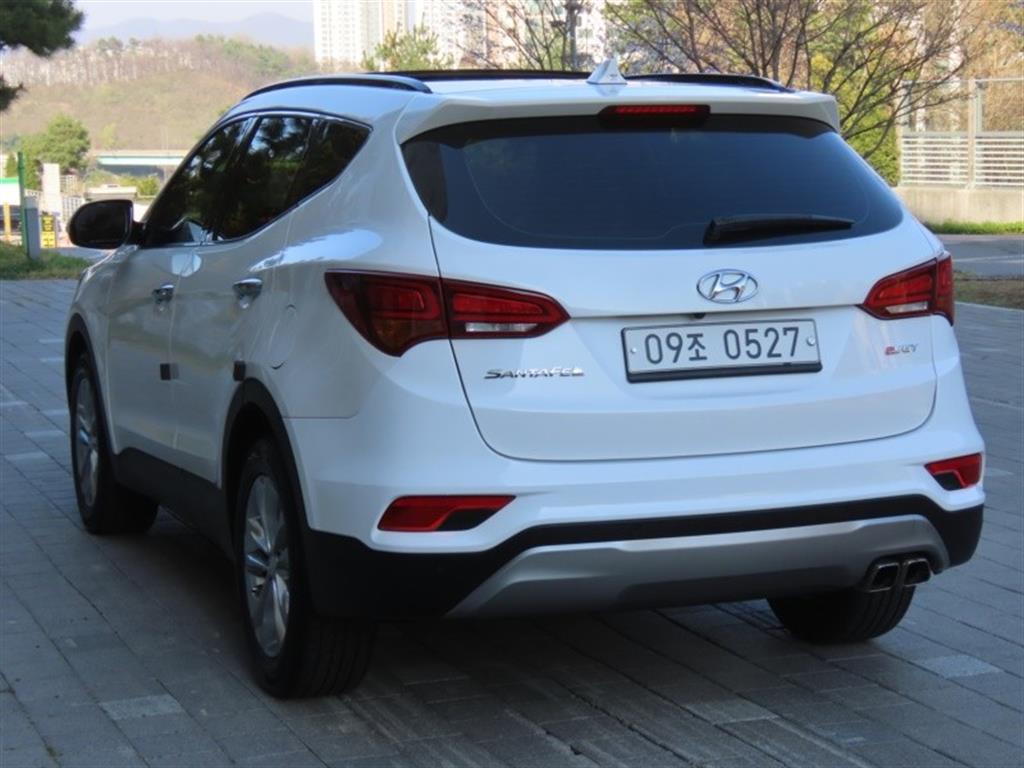 HYUNDAI Santa Fe - Vista 7