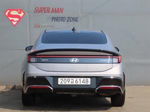 HYUNDAI Sonata - Vista 8