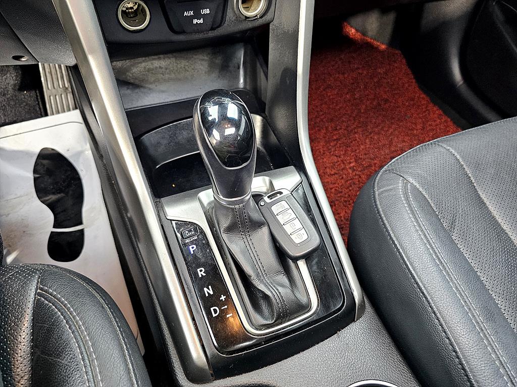 HYUNDAI i30 2014 Blanco - Importación desde Corea - HF Imports Iquique - Foto 16