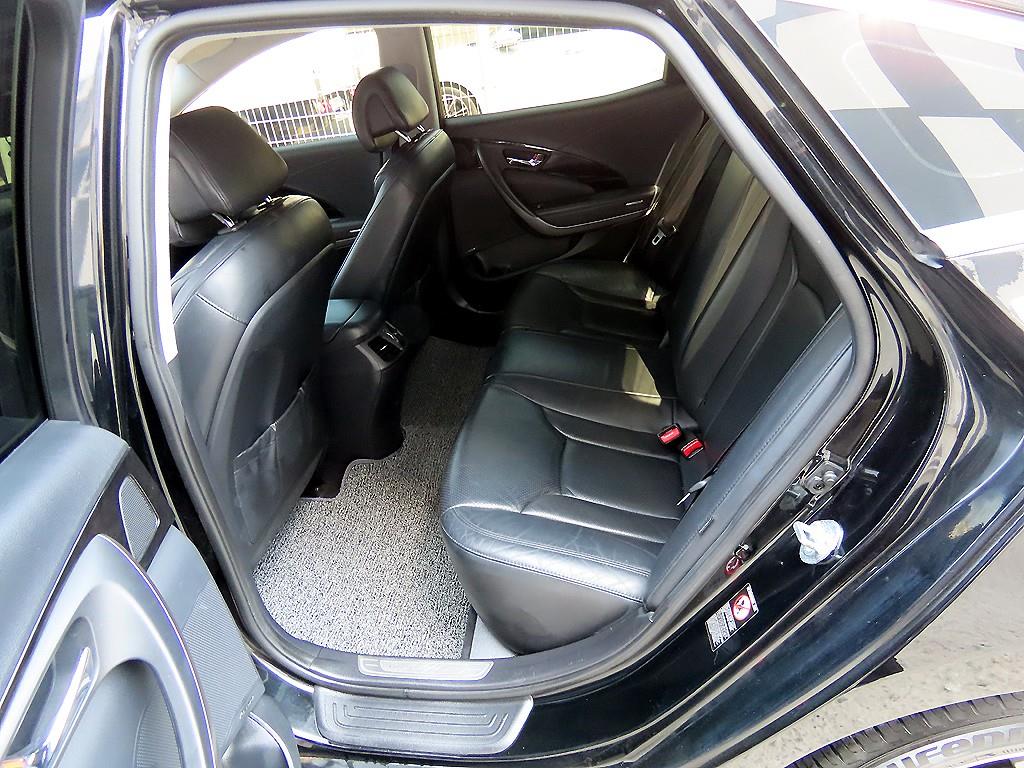 HYUNDAI Grandeur - Vista 5