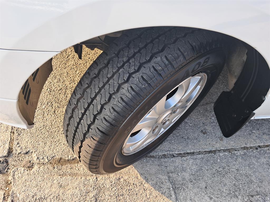 HYUNDAI Starex 2016 Blanco - Importación desde Corea - HF Imports Iquique - Foto 16