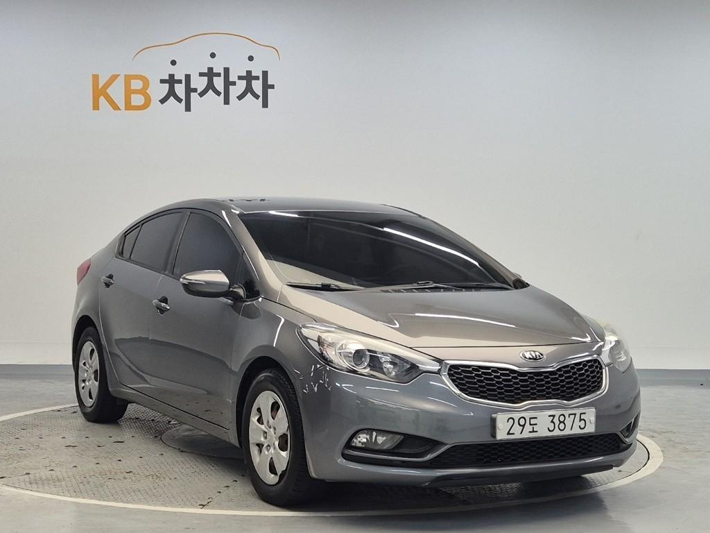 KIA K3 - Vista 4
