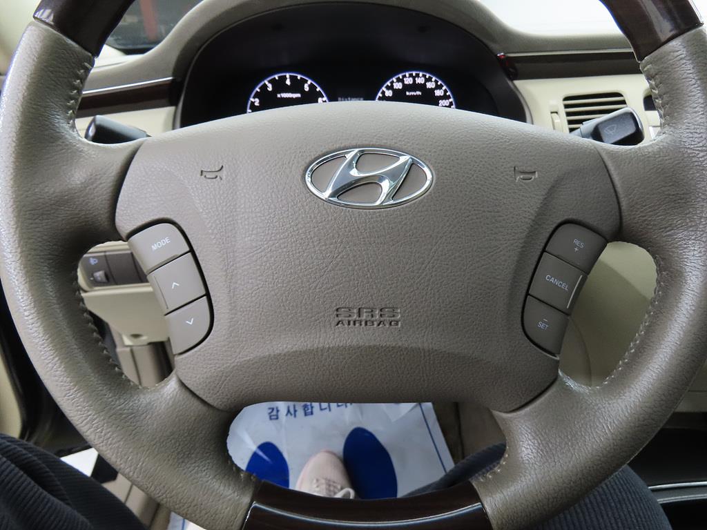 HYUNDAI Grandeur - Vista 8