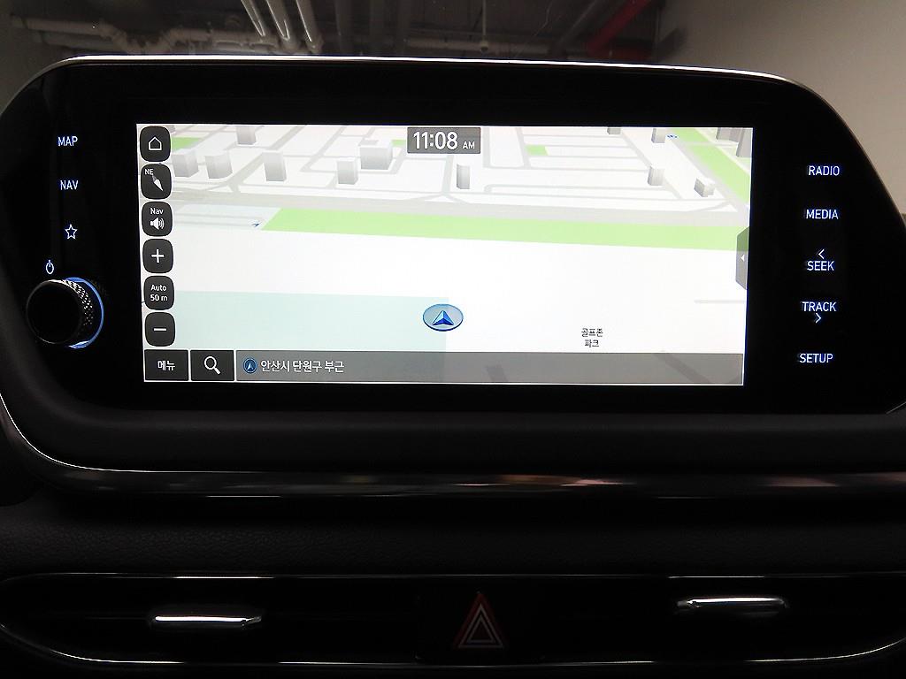 HYUNDAI Sonata - Vista 9