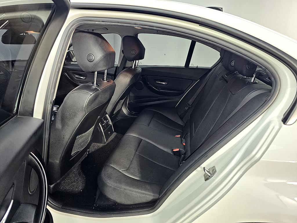 BMW 3 series - Vista 9