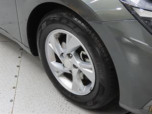 HYUNDAI Avante - Vista 10