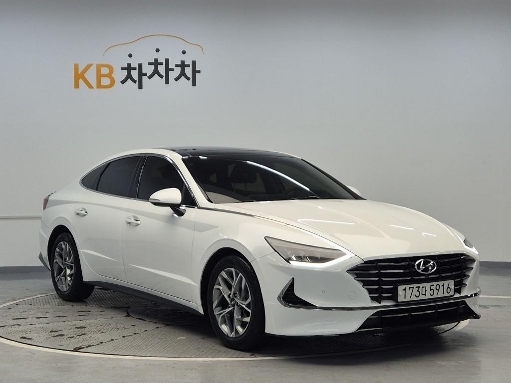 HYUNDAI Sonata - Vista 4