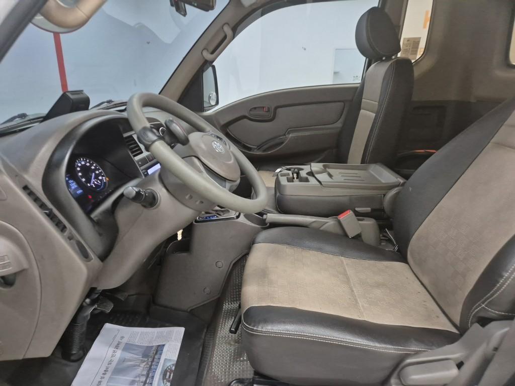 Small Truck Normal Box(Low Deck) - Vista 10