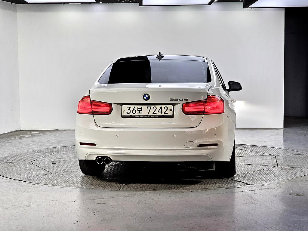 BMW 3 series - Vista 3